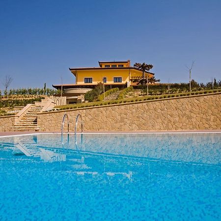 Radici Resort Mirabella Eclano Esterno foto